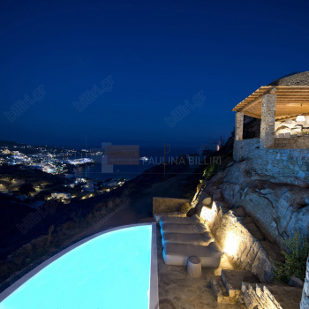 Πισίνα - θέα . Swimming pool - View 