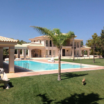 Εξωτερικός χώρος - Outdoor space