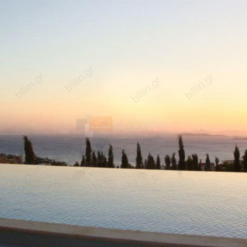 Πισίνα - Swimming pool
