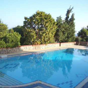 Πισίνα - Swimming pool