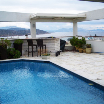 Πισίνα - Swimming pool