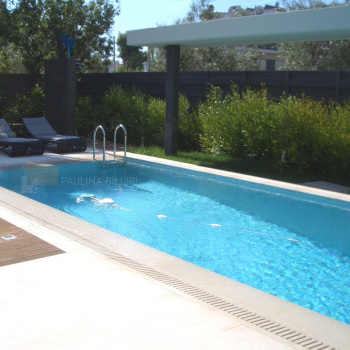 Πισίνα - Swimming pool