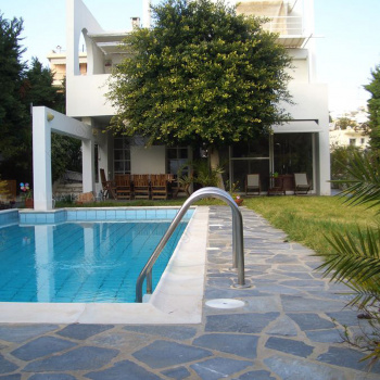 Πισίνα - Swimming pool