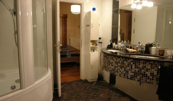 Mπάνιο - Bathroom