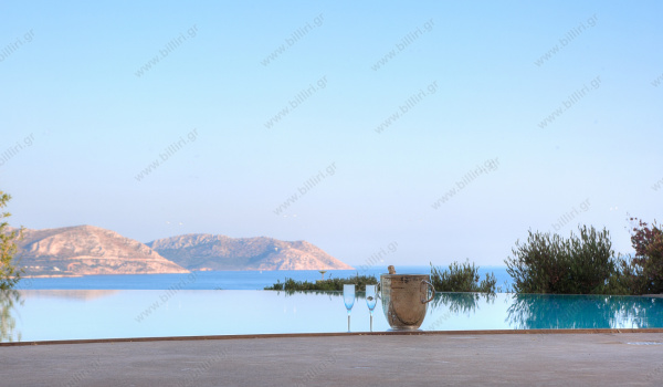 01__the_villa_07a