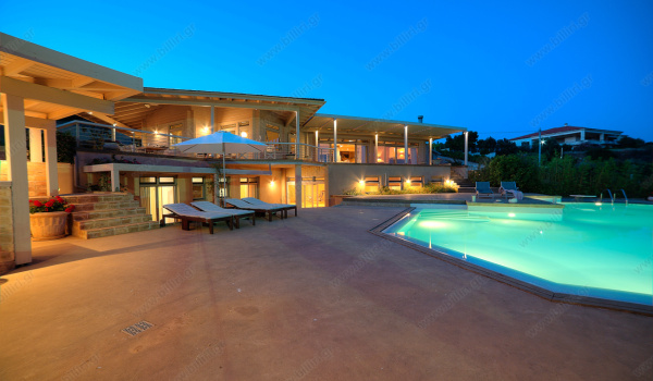 01__the_villa_13