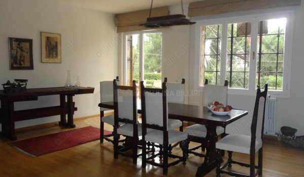Τραπεζαρία - Dining room