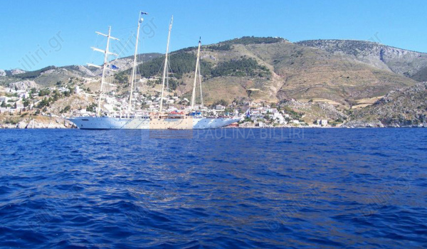 Ύδρα - Λιμάνι . Hydra - Port