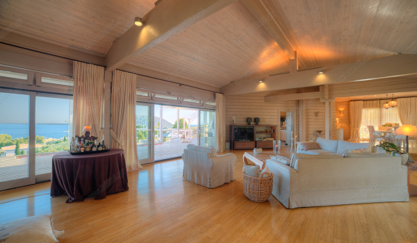 02__level_one_living_room_01c