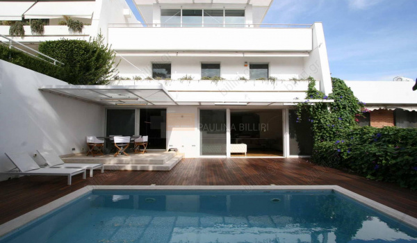 Εξωτερική όψη . Outdoor view