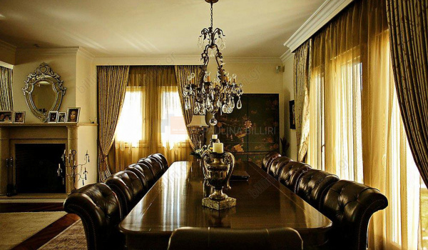 Τραπεζαρία - Dining room