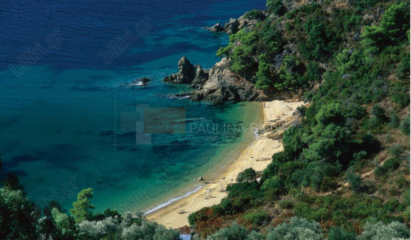 Οικόπεδο - παραλία .  Plot - beach