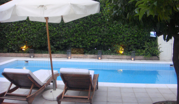 Πισίνα - Swimming pool