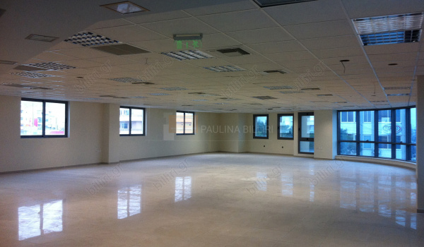 Αίθουσα - Indoor space