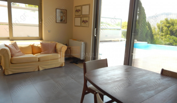 Ισόγειο καθιστικό - Ground floor sitting area 