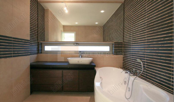 Mπάνιο - Bathroom