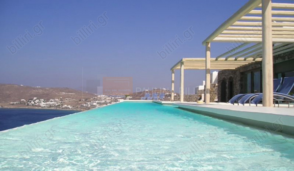 Πισίνα - Swimming pool
