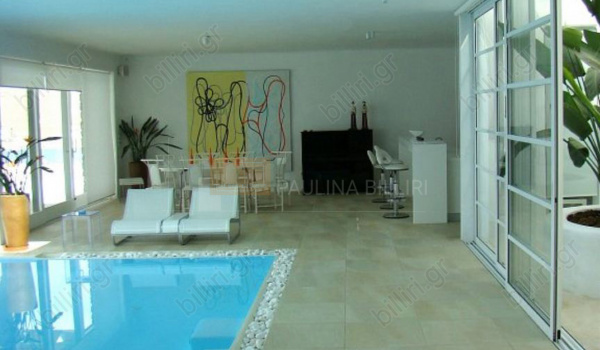 Εσωτερική πισίνα - Indoor swimming pool