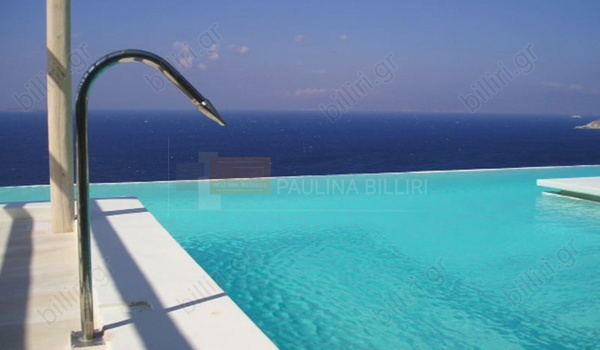 Πισίνα - Swimming pool