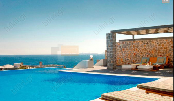 Πισίνα - θέα . Swimming pool - view