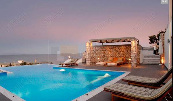 Πισίνα - θέα . Swimming pool - view