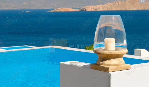 Πισίνα - θέα . Swimming pool - view