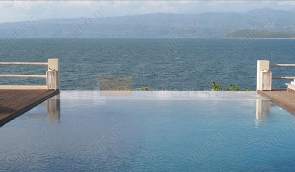 Πισίνα - Swimming pool