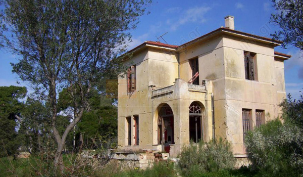 Εξωτερική όψη κτιρίου - Outdoor view of the building