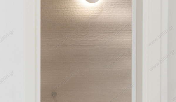 10_562840639