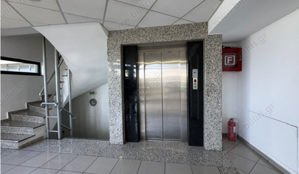 16_853875943