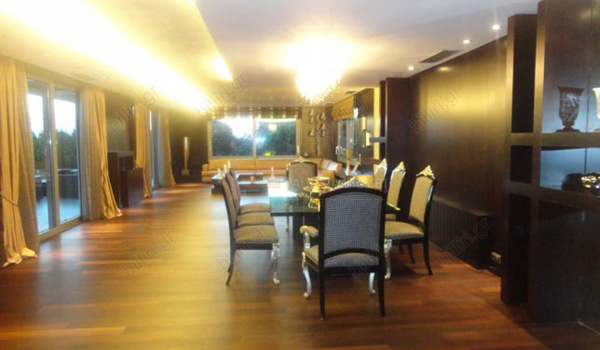 Τραπεζαρία - Dining room