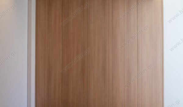 1_295303222