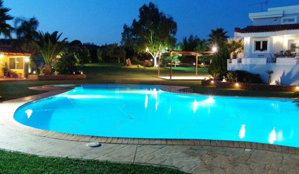 Πισίνα - Swimming Pool