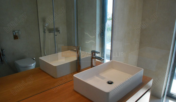 Mπάνιο - Bathroom