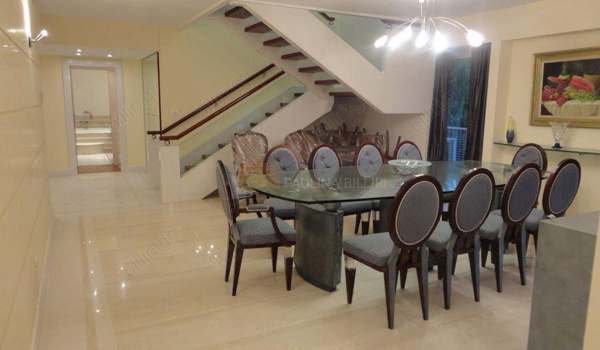 Τραπεζαρία - Dining room