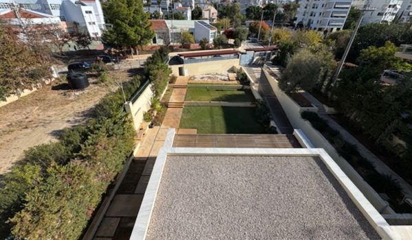 24_587094011