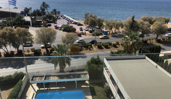 Βεράντα - Πισίνα . Veranda - Swimming pool