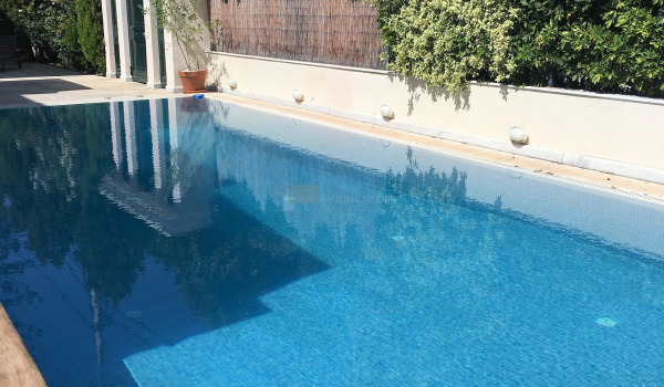 Πισίνα - Swimming pool