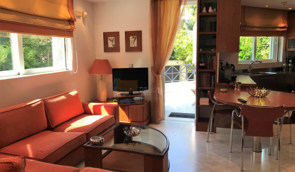 Καθημερινό καθιστικό - Daily sitting area
