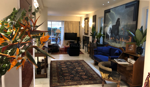 Εσωτερικός χώρος - Interior space