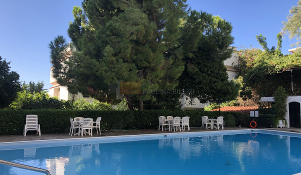 Πισίνα - Swimming pool