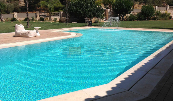 Πισίνα - Swimming pool