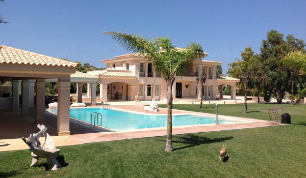 Εξωτερικός χώρος - Outdoor space