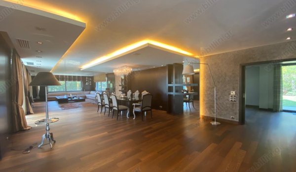 2_901116940