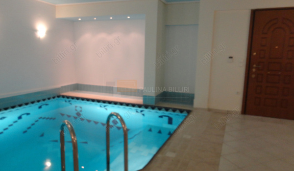 Eσωτερική πισίνα - Indoor swimming pool