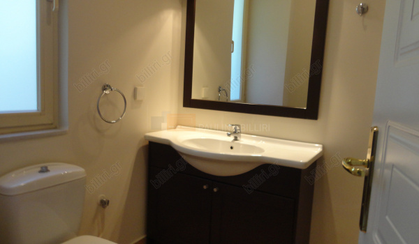 Mπάνιο - Bathroom