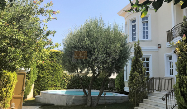 Εξωτερική όψη . Outdoor view