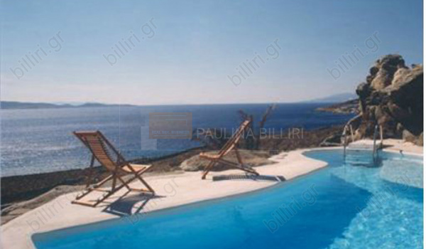 Πισίνα - Swimming pool