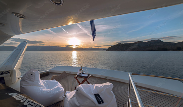 aquila_yacht-120_950447143