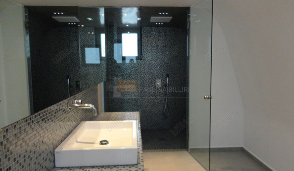 Mπάνιο - Bathroom
